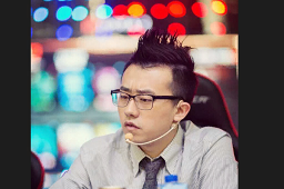 Vase de fortune entr'ouvert 2015 dédicacé par 78