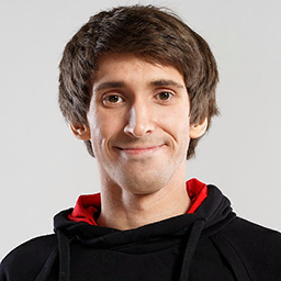 Trove Carafe 2019 с автографом Данила «Dendi» Ишутина