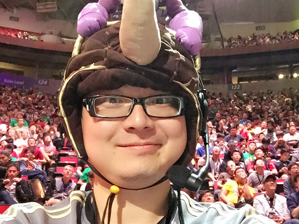 Trove Carafe 2016 с автографом Чжоу «Haitao» Линсяна