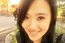 Sculptor's Pillar з автографом Korie