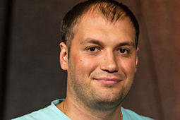 Vase de fortune entr'ouvert 2015 dédicacé par Goblak