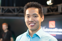 Trove Carafe з автографом Ben Merlini Wu