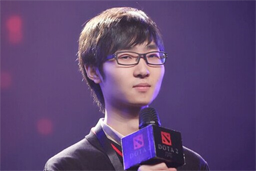 Garrafa del Tesoro autografiada por Zhou