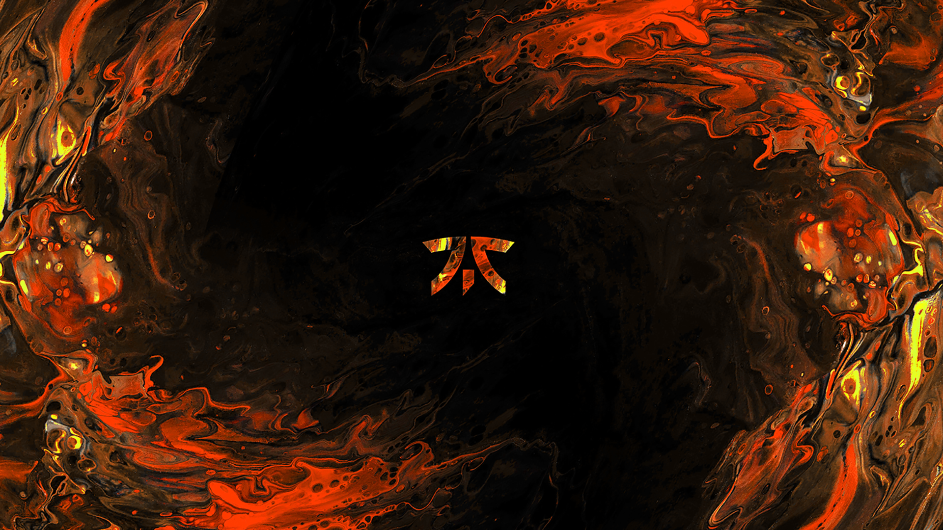 Arrière-plan d'équipe : Fnatic, saison 4, nº 1