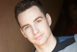 Sculptor's Pillar з автографом Dakota KotLGuy Cox